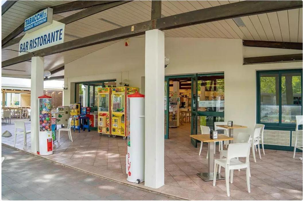 Vacanceselect Mobil Homes - Camping Pineta Sul Mare Camping Village チェゼナーティコ エクステリア 写真