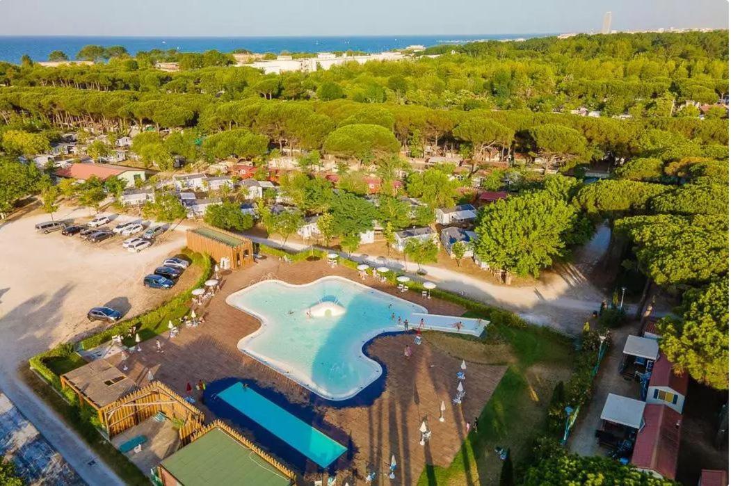 Vacanceselect Mobil Homes - Camping Pineta Sul Mare Camping Village チェゼナーティコ エクステリア 写真