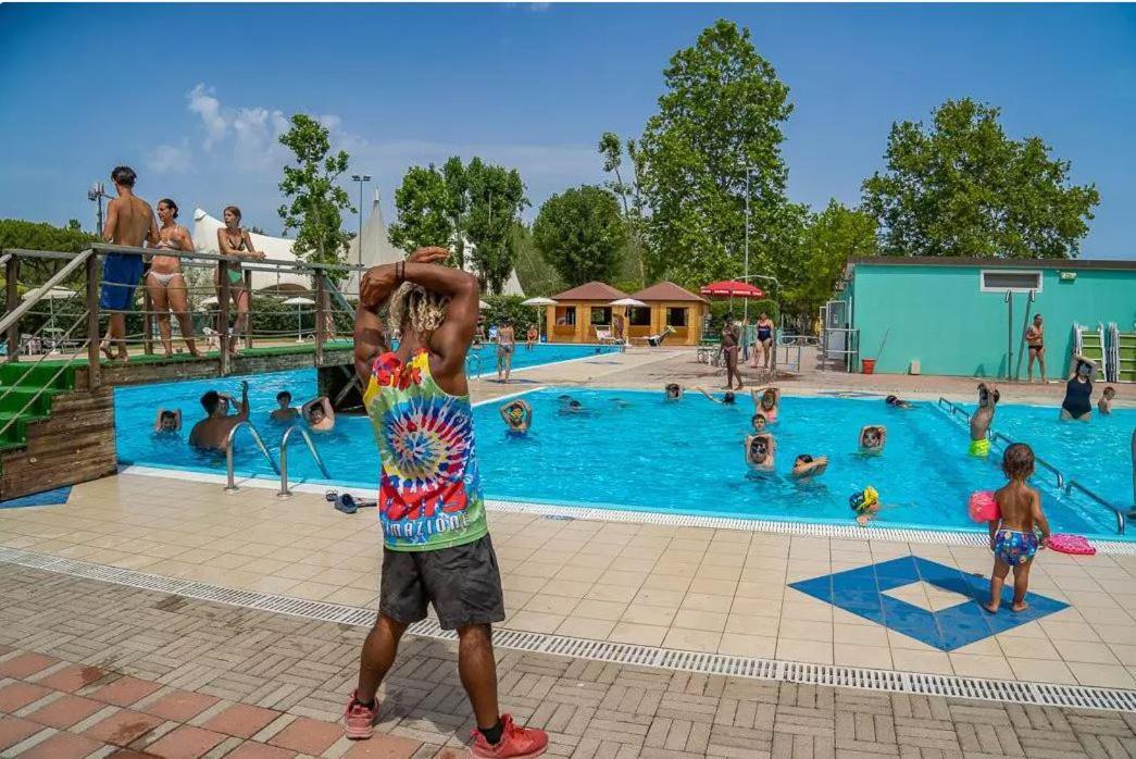 Vacanceselect Mobil Homes - Camping Pineta Sul Mare Camping Village チェゼナーティコ エクステリア 写真